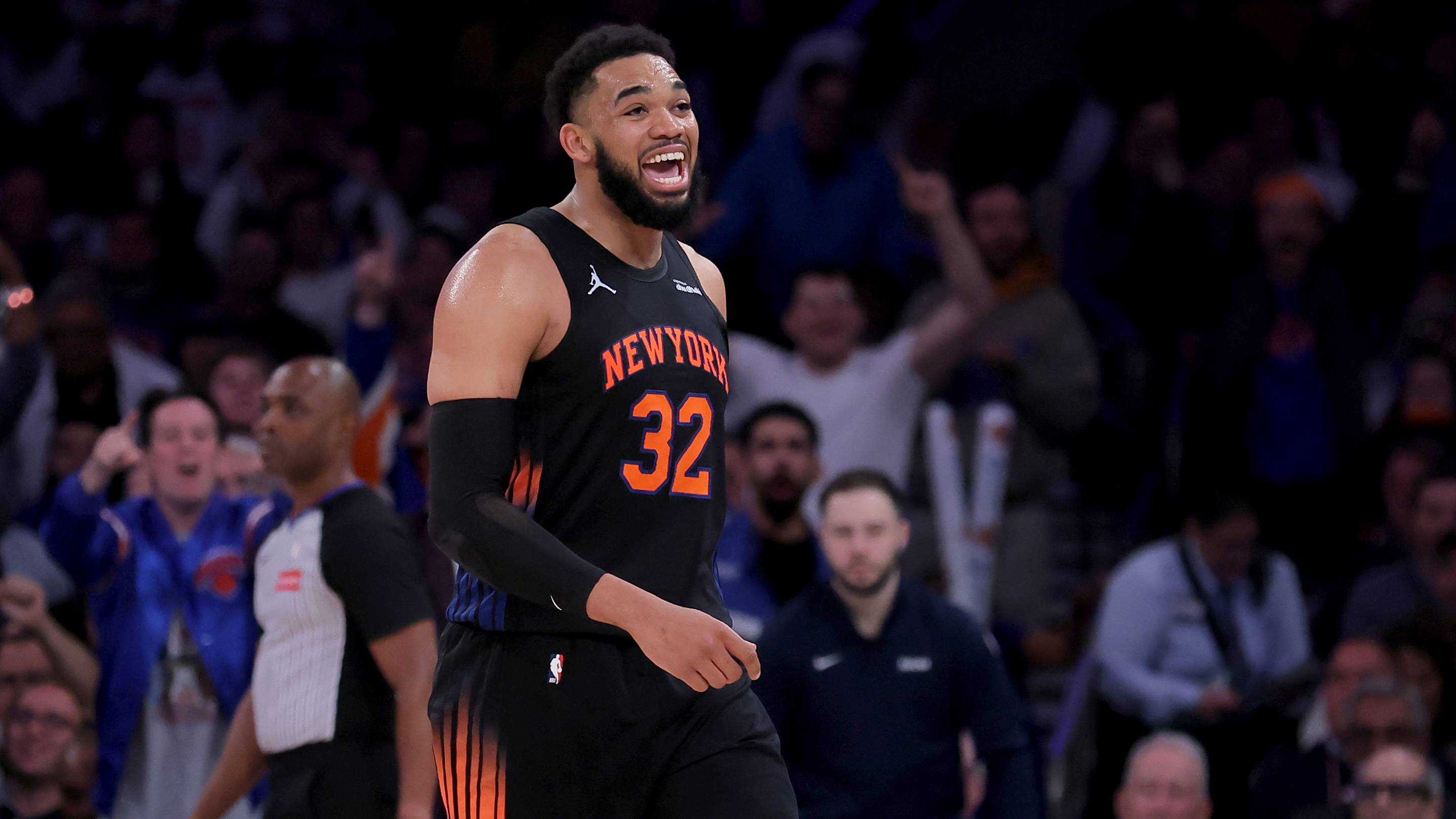 Clippers must execute their plan of offering Karl-Anthony Towns the top dollar