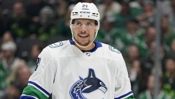 Vancouver Canucks v Dallas Stars