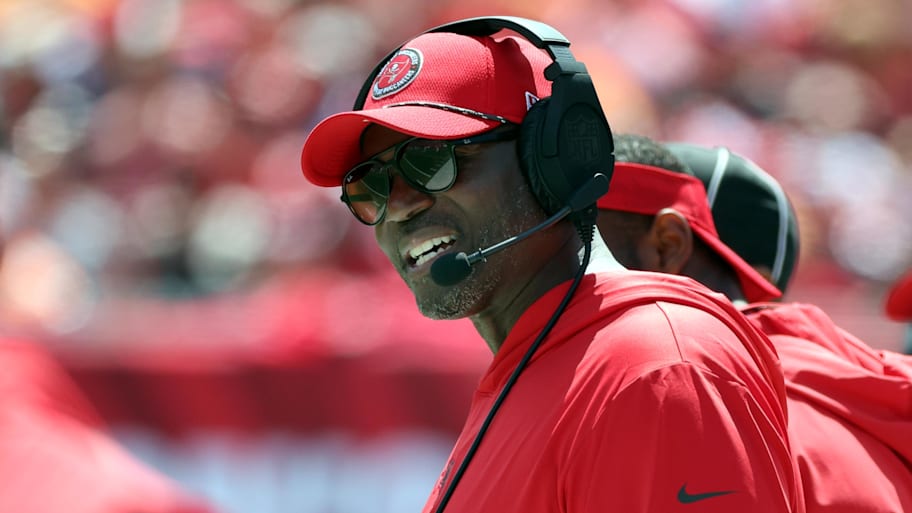 Tampa Bay Buccaneers head coach Todd Bowles looks on against the Denver Broncos. | Kim Klement Neitzel-Imagn Images