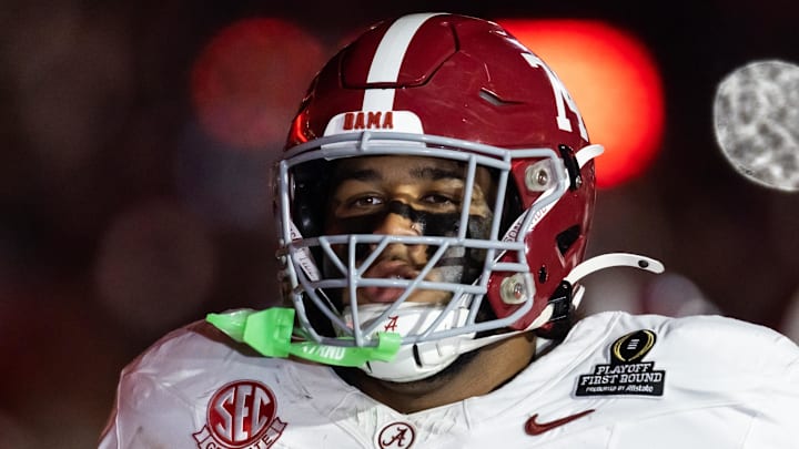 Alabama Crimson Tide offensive lineman Kadyn Proctor