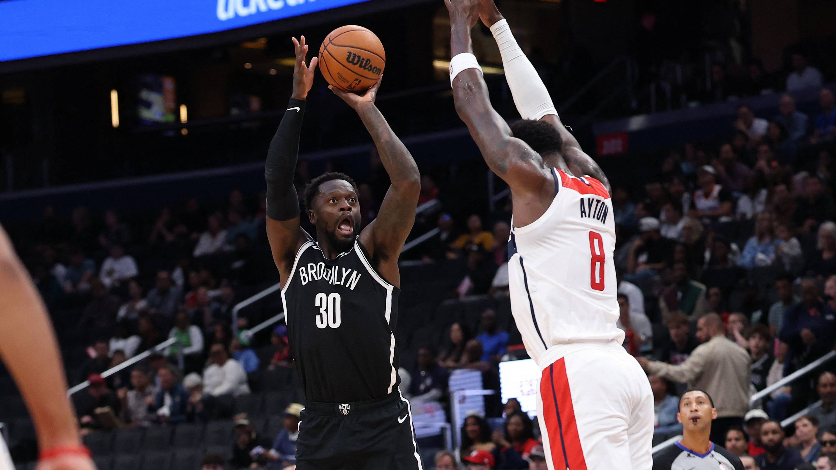 Julius Randle Continues to Set the Tone in Nets' Preseason Win Over Wizards