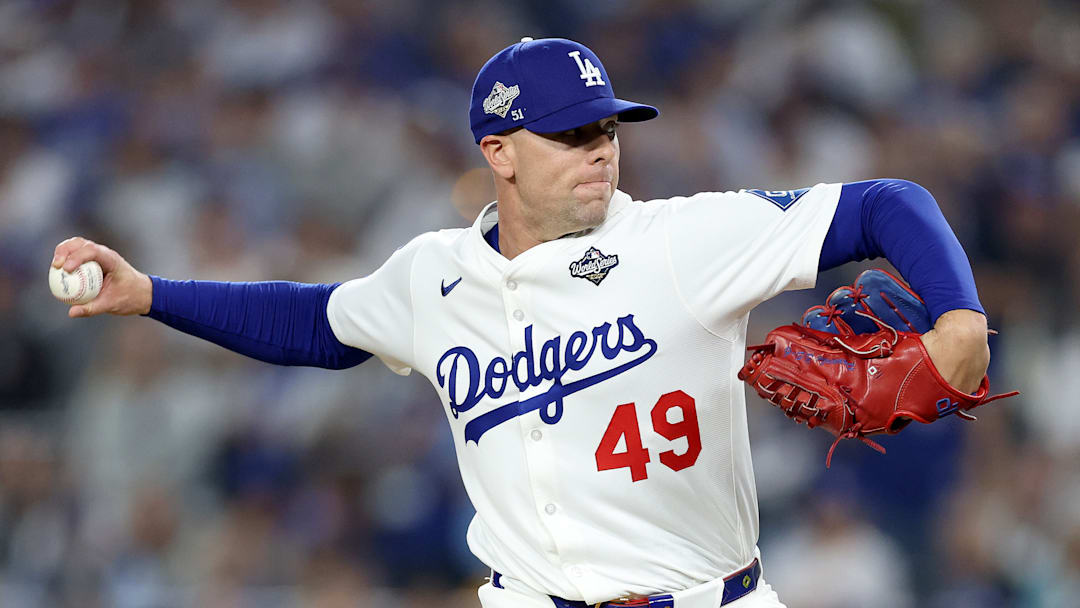 World Series - Toronto Blue Jays v Los Angeles Dodgers - Game Three