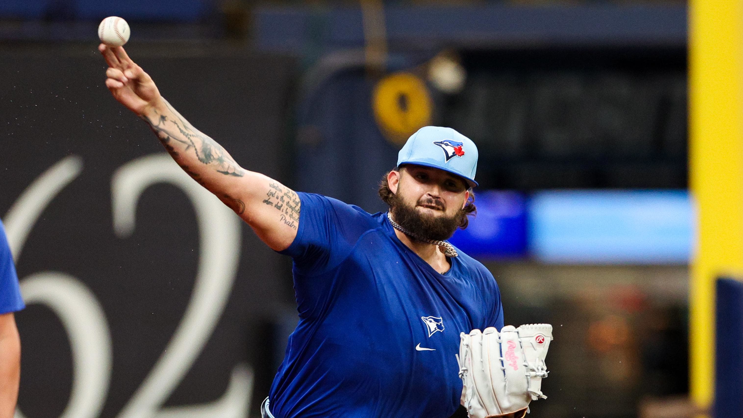 Mar 31, 2024; St. Petersburg, Florida, USA;  Toronto Blue Jays pitcher Alek Manoah (6) throws from the bullpen.