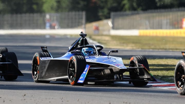 Jun 24, 2023; Portland, Oregon, USA; Maserati MSG Racing driver Maximilian Gunther (7) races during the 2023 Portland E-Prix at Portland International Raceway. Mandatory Credit: Al Sermeno-USA TODAY Sports