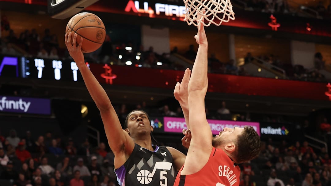 Feb 23, 2026; Houston, Texas, USA; Utah Jazz forward Cody Williams (5) shoots against Houston Rockets center Alperen Sengun (28) in the first quarter at Toyota Center. Mandatory Credit: Thomas Shea-Imagn Images Feb 23, 2026; Houston, Texas, USA; Utah Jazz forward Cody Williams (5) shoots against Houston Rockets center Alperen Sengun (28) in the first quarter at Toyota Center. Mandatory Credit: Thomas Shea-Imagn Images