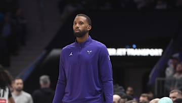 Charlotte Hornets, Charles Lee