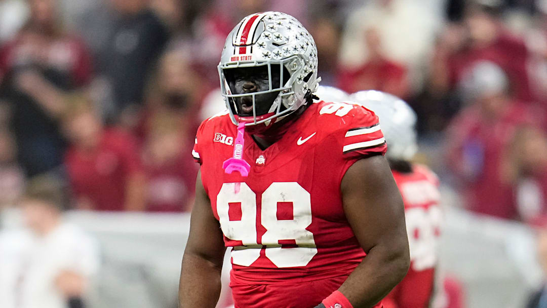 Ohio State Buckeyes defensive tackle Kayden McDonald measured 6'2 1/8" and 326 pounds at the NFL Combine. 