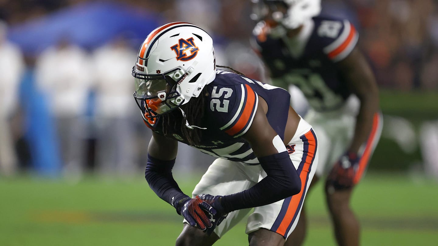 Auburn Coach Hugh Freeze Opens Third Preseason Camp with QB Priority