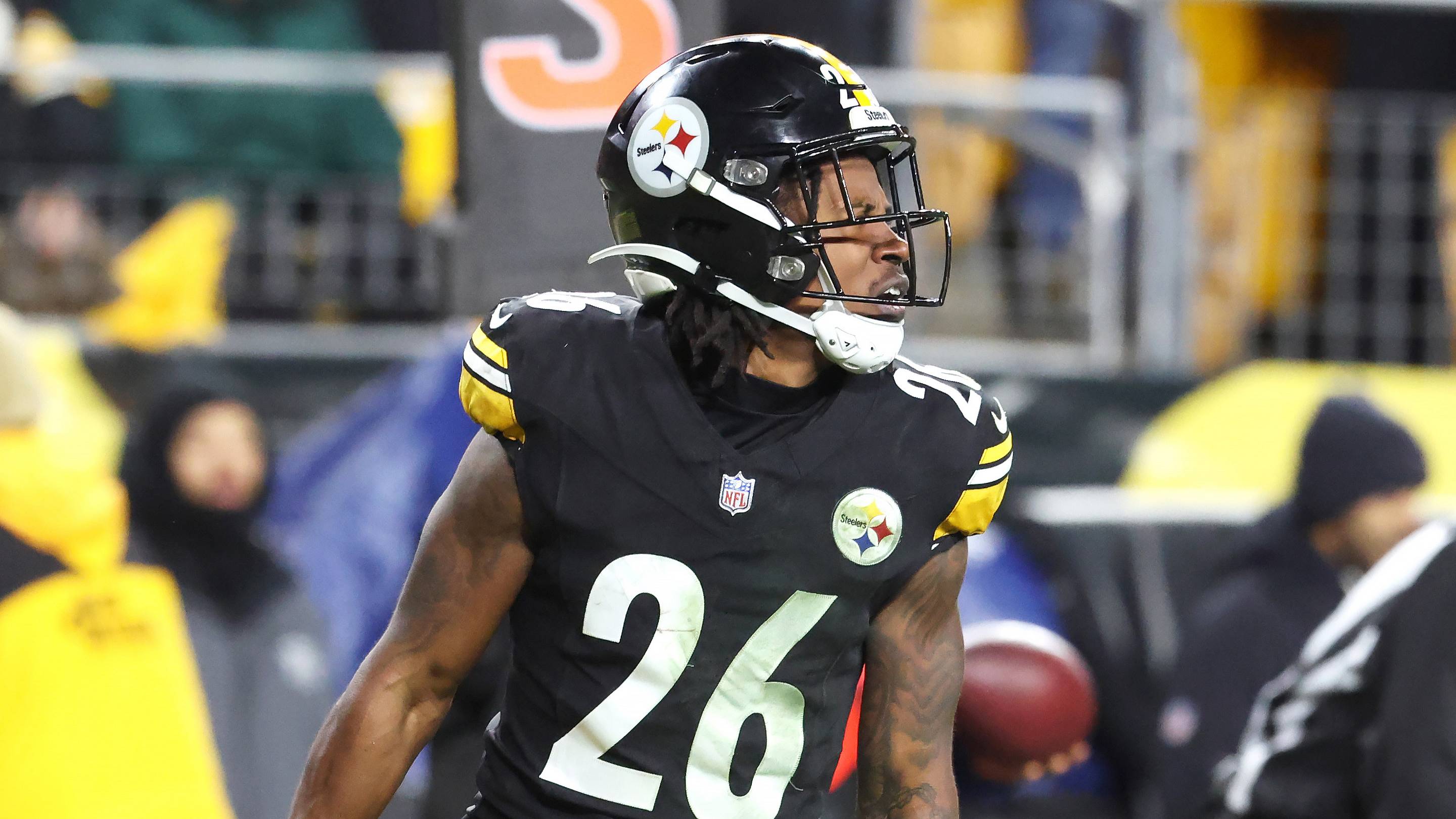 Steelers CB Brandin Echols Injured on Heroic Fumble Play