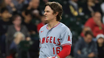 Los Angeles Angels v Chicago White Sox