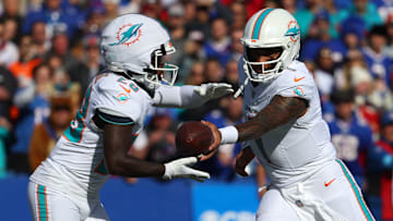 Miami Dolphins v Buffalo Bills