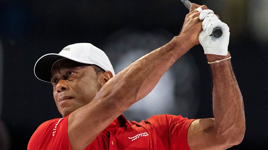 Tiger Woods of Jupiter Links GC warms up before match against the Los Angeles Golf Club in the TGL finals at SoFi Center