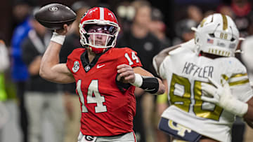 Georgia Bulldogs quarterback Gunner Stockton (14)