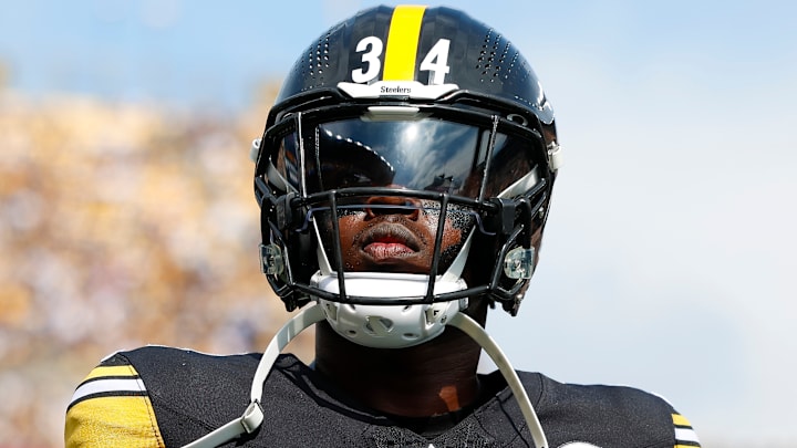 Former Pittsburgh Steelers safety Jalen Elliott