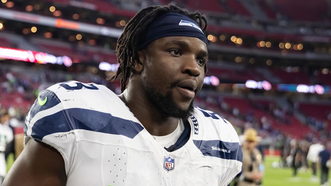 Dec 8, 2024; Glendale, Arizona, USA; Seattle Seahawks linebacker Boye Mafe (53) against the Arizona Cardinals at State Farm Stadium. Mandatory Credit: Mark J. Rebilas-Imagn Images Dec 8, 2024; Glendale, Arizona, USA; Seattle Seahawks linebacker Boye Mafe (53) against the Arizona Cardinals at State Farm Stadium. Mandatory Credit: Mark J. Rebilas-Imagn Images