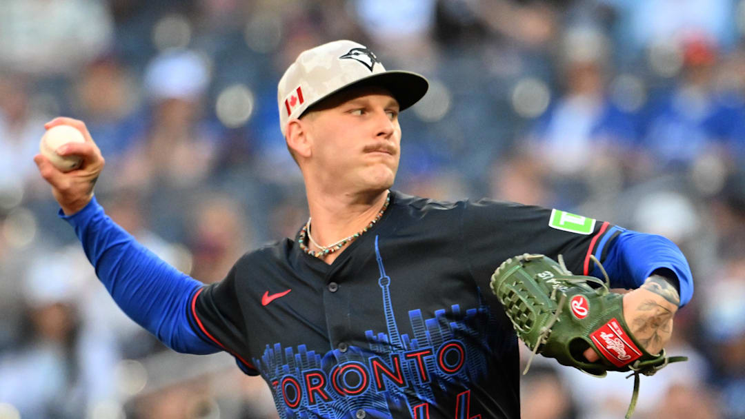 May 16, 2025; Toronto, Ontario, CAN; Toronto Blue Jays pitcher Bowden Francis (44) throws against the Detroit Tigers in the first inning at Rogers Centre. May 16, 2025; Toronto, Ontario, CAN; Toronto Blue Jays pitcher Bowden Francis (44) throws against the Detroit Tigers in the first inning at Rogers Centre.
