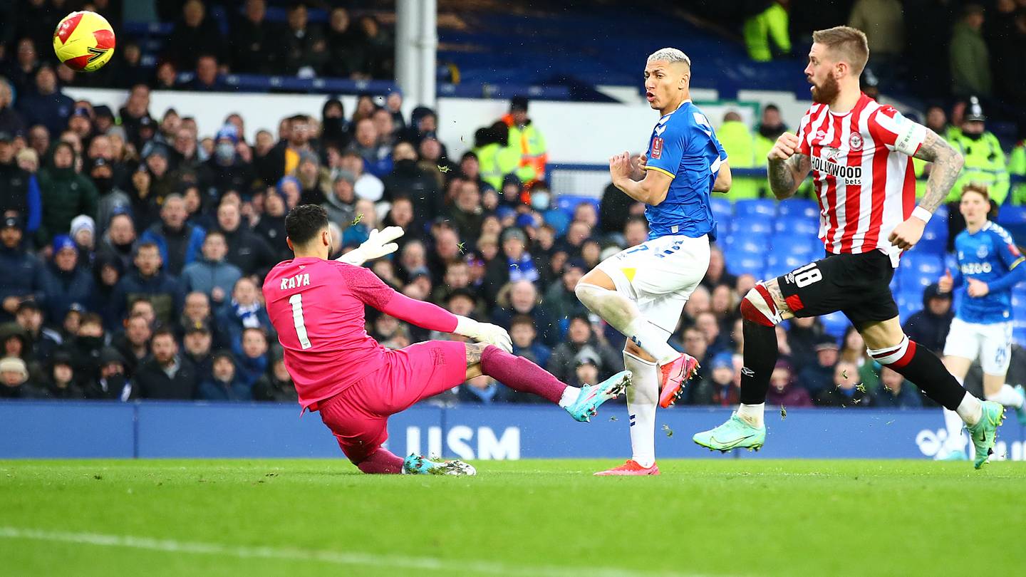 Escalações De Brentford X Everton