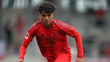 Adam Aznou gilt beim FC Bayern als kommender Star.