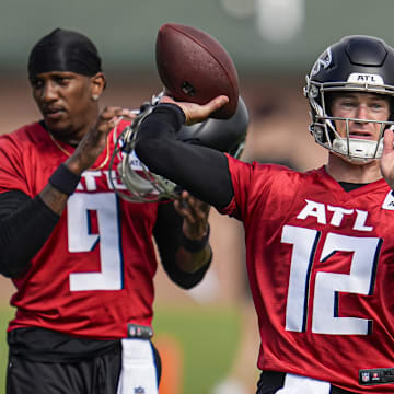 Atlanta Falcons quarterbacks Easton Stick (12) and Emory Jones will operate against the Detroit Lions on Friday night.