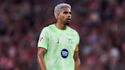 R. Araujo - FC Barcelone