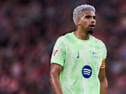 R. Araujo - FC Barcelone