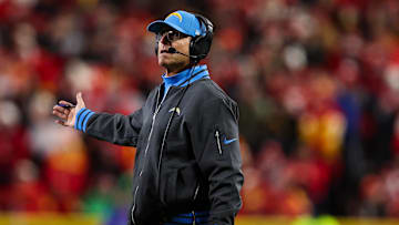 Los Angeles Chargers v Kansas City Chiefs