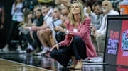 Oklahoma coach Jennie Baranczyk