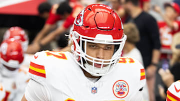 Aug 9, 2025; Glendale, Arizona, USA; Kansas City Chiefs defensive end Ashton Gillotte (97) against the Arizona Cardinals during a preseason NFL game at State Farm Stadium. Mandatory Credit: Mark J. Rebilas-Imagn Images