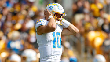 Los Angeles Chargers v Pittsburgh Steelers