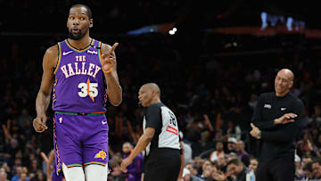 Sacramento Kings v Phoenix Suns