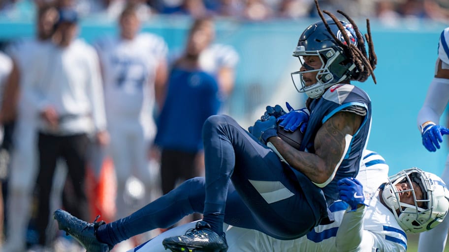 2024 NFL Trade Deadline Tracker Chiefs Ace Move for DeAndre Hopkins