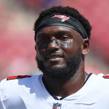 Tampa Bay Buccaneers wide receiver Chris Godwin (14) works out prior to the game against the Denver Broncos