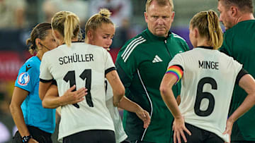 Giulia Gwinn verließ unter Tränen den Rasen