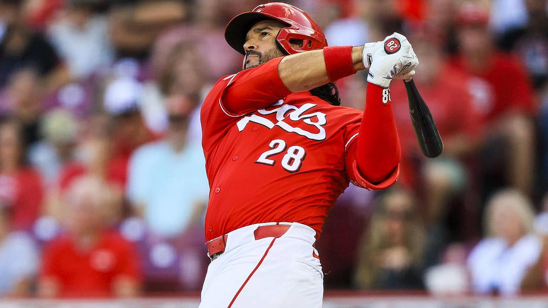 The Yankees should target Reds 3B Eugenio Suárez. The Yankees should target Reds 3B Eugenio Suárez.