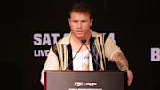 Saúl "Canelo" Álvarez durante la presentación de su pelea contra Edgar Berlanga