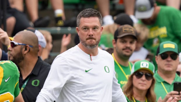 Oregon Ducks Football Oklahoma State Cowboys autzen stadiumOhio state buckeyes Penn State Nittany Lions South Carolina Gamec