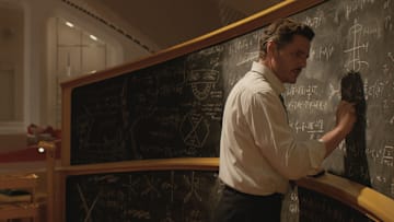 Pedro Pascal as Reed Richards/Mister Fantastic in 20th Century Studios/Marvel Studios' FANTASTIC FOUR: FIRST STEPS. Photo courtesy of 20th Century Studios/Marvel Studios. © 2025 20th Century Studios / © and ™ 2025 MARVEL.