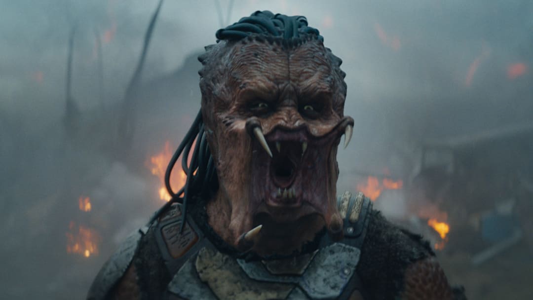 Dek (Dimitrius Schuster-Koloamatangi) in 20th Century Studios' PREDATOR: BADLANDS