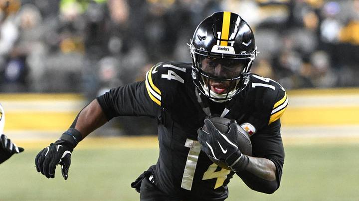 Jan 4, 2026; Pittsburgh, Pennsylvania, USA; Pittsburgh Steelers running back Kenneth Gainwell (14) runs  against the Baltimore Ravens during the first half at Acrisure Stadium. Mandatory Credit: Barry Reeger-Imagn Images