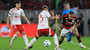Flamengo e Inter se enfrentam em disputa por vaga nas quartas de final da Libertadores 