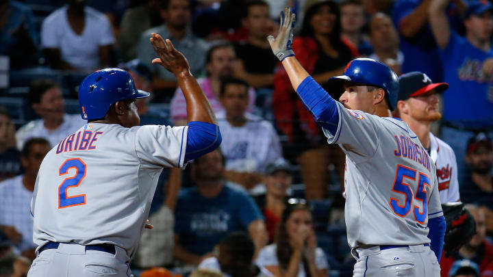 Juan Uribe and Kelly Johnson in 2015