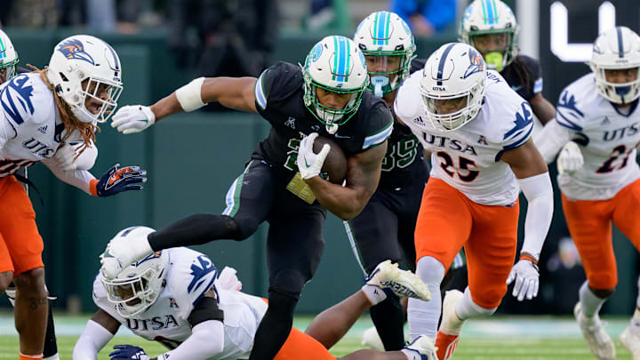 In two seasons at Tulane, new Oregon running back Makhi Hughes had 2,779 rushing yards, 1,982 after contact.