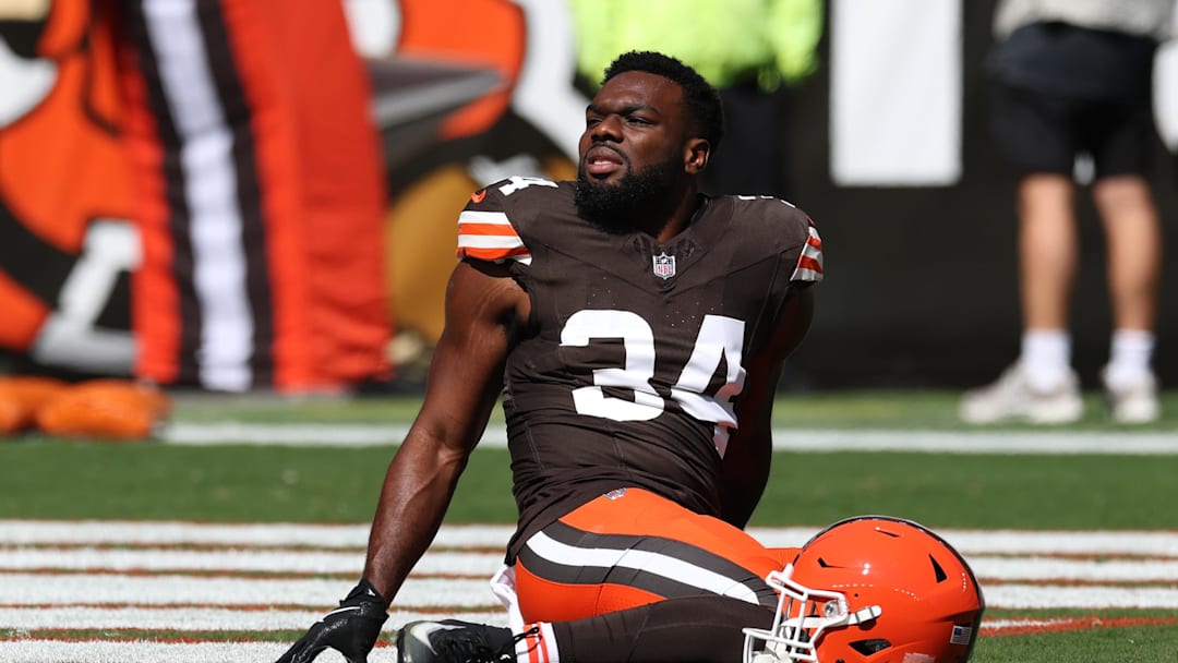 Sep 7, 2025; Cleveland, Ohio, USA; Cleveland Browns running back Jerome Ford (34) warms up before a game against the Cincinnati Bengals at Huntington Bank Field. Mandatory Credit: Scott Galvin-Imagn Images