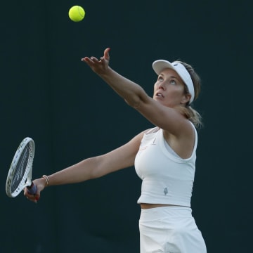 Former Virginia tennis star Danielle Collins has advanced to the fourth round at the 2024 Wimbledon Championships.
