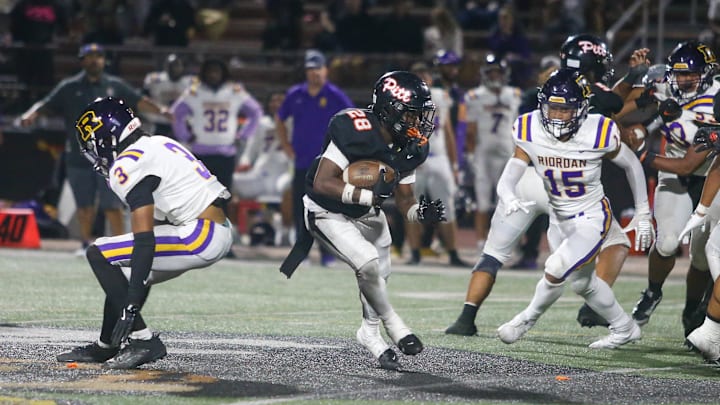 Pittsburg senior RB and SS Jamar Searcy, a Washington State commit, rushed 17 times for 164 yards and four touchdowns in Friday's 56-42 win over Riordan.