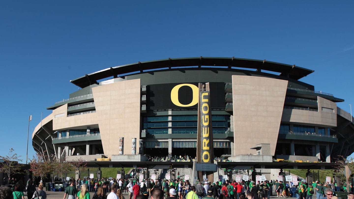 Oregon Ducks Tackle Mental Health Stigma in Student-Athlete Mental Health Week