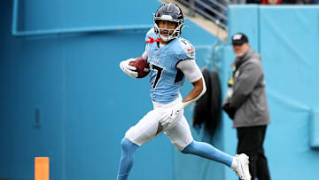 Los Angeles Chargers v Tennessee Titans