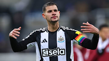 Guardiola deseja contar com Bruno Guimarães no Manchester City