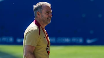 Hansi Flick aurait demandé à son staff un accompagnement particulier pour 2 joueurs. 