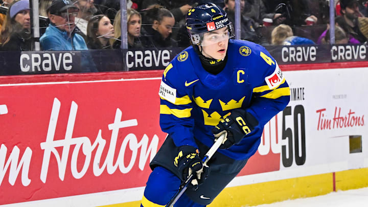 Sweden v Finland: Semifinals - 2025 IIHF World Junior Championship